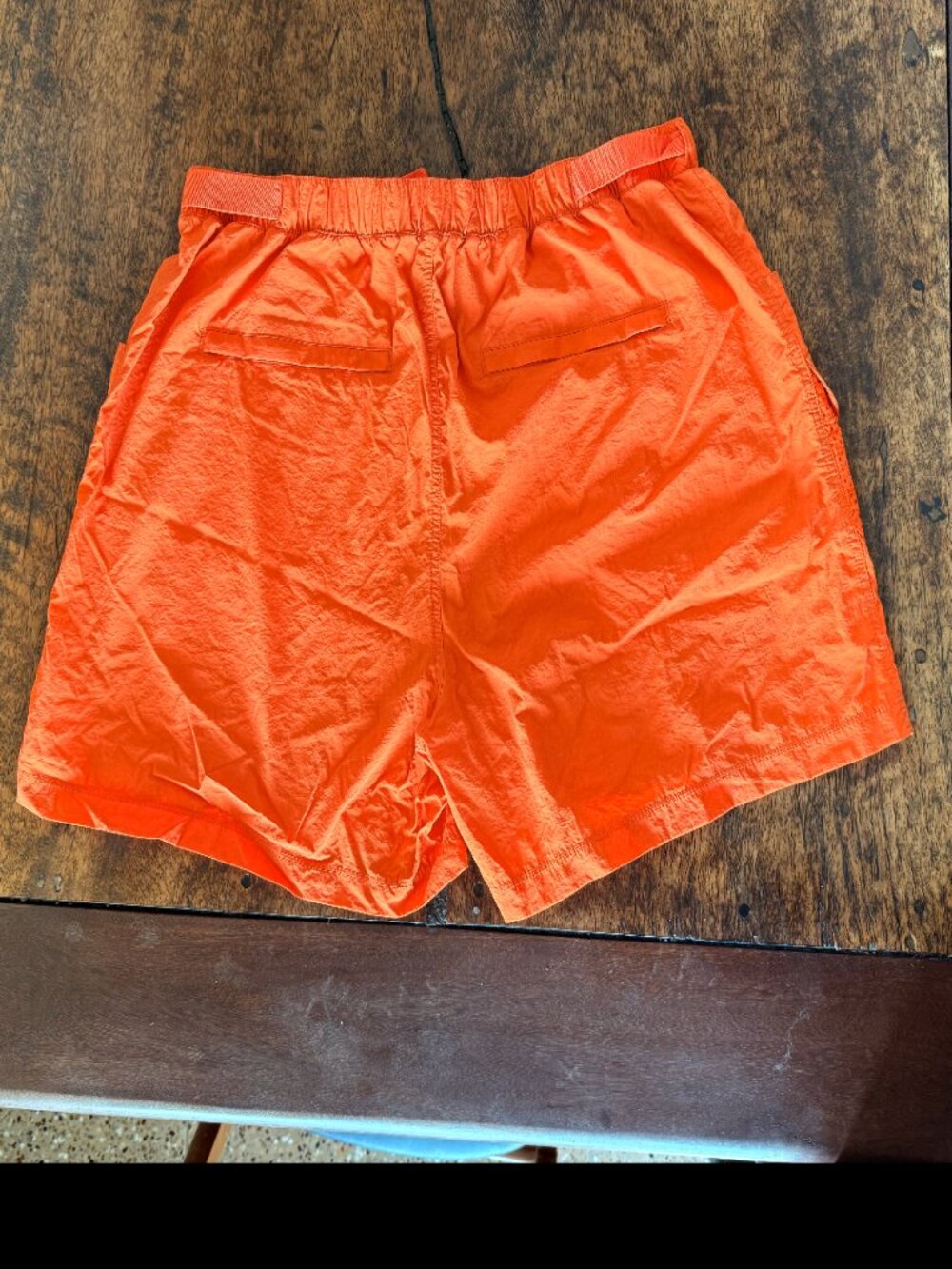 Outdoor Voices Recycled Nylon Cargo 4" Shorts XL - Picture 2 of 4